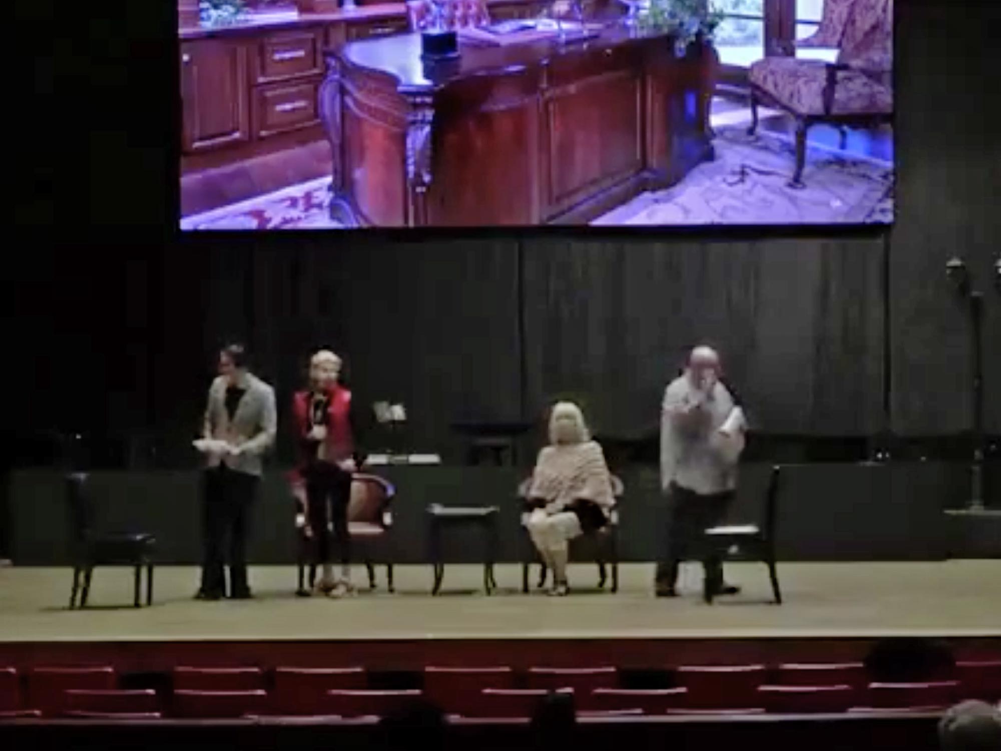 Lois Pope rehearsing