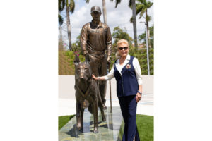 american hero dog monument