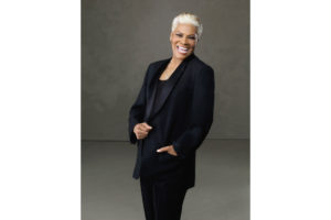 dionne warwick photo